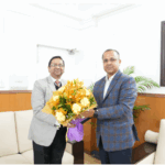स्वच्छ भारत मिशन (ग्रामीण) की समीक्षा के दौरान संयुक्त सचिव जल शक्ति मंत्रालय द्वारा अपेक्षा की गई कि प्रदेश के ग्रामीण क्षेत्रों में शत – प्रतिशत शौचालय आच्छादन तथा ठोस कचरे का प्रबंधन ग्राम स्तर पर सुनिश्चित किया जाए।