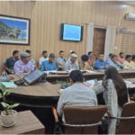 मा0 मुख्यमंत्री की प्रेरणा और मार्गदर्शन में जिलाधिकारी सविन बंसल जनपद देहरादून में सजगता के साथ विकास कार्याे को तेजी से आगे बढ़ाने में जुटे है।