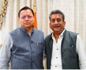 मुख्यमंत्री पुष्कर सिंह धामी से आज मुख्यमंत्री आवास में अभिनेता श्री हेमंत पांडे ने शिष्टाचार भेंट की।