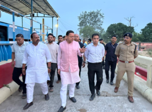 मुख्यमंत्री पुष्कर सिंह धामी ने खटीमा के लोहियाहेड वाटर बाईपास का किया स्थलीय निरीक्षण
