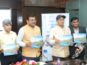 मुख्य सचिव श्री आनन्द बर्द्धन ने विभागीय डेटा संग्रहण के लिए मोबाइल एप्लीकेशन के शुभारंभ समारोह सहित दो दिवसीय कार्यशाला में प्रतिभाग किया