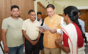 मुख्यमंत्री श्री पुष्कर सिंह धामी से मंगलवार को मुख्यमंत्री आवास स्थित मुख्य सेवक सदन में विधायक पुरोला श्री दुर्गेश्वर लाल ने भेंट की।