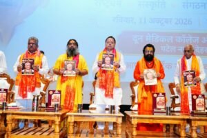 अशोक सिंघल जी के अखंड, सुरक्षित और स्वाभिमानी भारत के संकल्प को साकार करना ही उनके प्रति सच्ची श्रद्धांजलि: मुख्यमंत्री